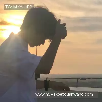 岑宝菱